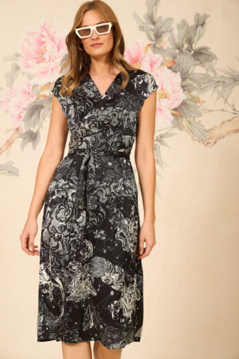 שמלה Bee שחורה לבנה