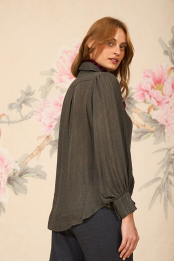 חולצה וינה שחורה מלאנג'