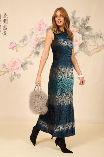 שמלה סאקורה קטיפה כחולה