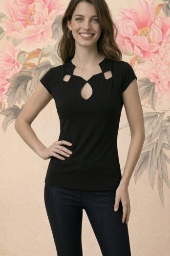 חולצה יהלומים שחורה חולצה יהלומים שחורה