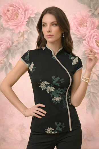 חולצה קמיקז שחור פרחים